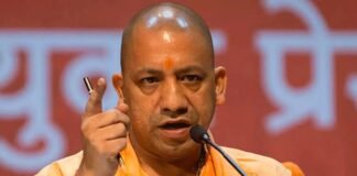 Waqf Bill: वक्फ बिल पास होते ही योगी सरकार का बड़ा एक्शन, संपत्ति जब्त करने का आदेश जारी