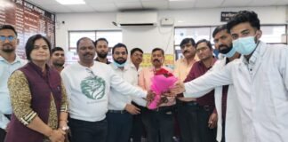 आसरा फाउंडेशन ने प्रेस क्लब में लगाया निशुल्क दंत चिकित्सा शिविर