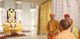CM योगी आदित्यनाथ का अयोध्या दौरा, राम मंदिर निर्माण कार्यों का लिया जायजा