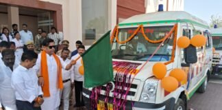 जिले को मिलीं 65 नई एम्बुलेंस, 28 को मेयर और सांसद ने दिखाई हरी झंडी