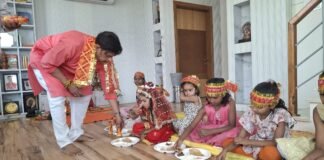 रामनवमी पर सांसद रवि किशन ने किया भव्य पूजन, मातृशक्ति का सम्मान करते हुए देशवासियों को दी शुभकामनाएं