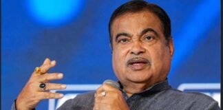 शिवाजी महाराज ने कभी मस्जिद पर हमला नहीं किया, वे 100% धर्मनिरपेक्ष शासक थे: नितिन गडकरी