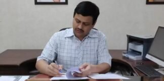 Kaushal Raj Sharma: सीएम योगी के नए सचिव बने कौशल राज शर्मा, PM मोदी भी हैं मुरीद, वाराणसी में किया शानदार काम