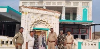 भारत-नेपाल सीमा पर अवैध मदरसों पर चला बुलडोजर, बहराइच में 7 मदरसों पर कार्रवाई, श्रावस्ती में 12 अवैध मदरसे ध्वस्त