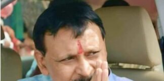 विनय शंकर तिवारी पर ED का शिकंजा, 60 से अधिक बेनामी संपत्तियां होंगी जब्त, जांच तेज, पत्नी पर भी लटकी गिरफ्तारी की तलवार