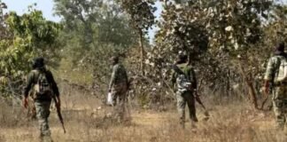 बोकारो में सुरक्षाबलों और नक्सलियों के बीच मुठभेड़, 8 का एनकाउंटर, एक करोड़ का इनामी विवेक भी ढेर