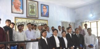 सैंट एंड्रूज कॉलेज गोरखपुर में विधि तृतीय वर्ष के विद्यार्थियों द्वारा मूट कोर्ट अभ्यास का सफल आयोजन