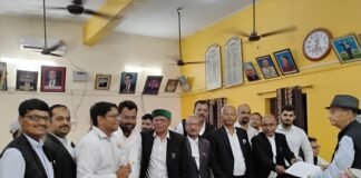 अधिवक्ता बंशीधर वर्मा ने दाखिल किया नामांकन, महामंत्री पद की दौड़ में हुए शामिल