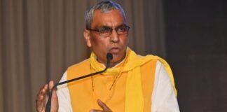 ‘पैसे दोगे तो पंडित का लड़का रसगुल्ला खाएगा, राजभर का नकली कट्टा खरीदेगा…’, पहलगाम के सवाल पर ये क्या बोल गए ओमप्रकाश Om Prakash Rajbhar