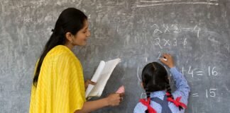 69,000 शिक्षक भर्ती मामले में अब इन्हें लगेगा झटका, योग्यता पूरी न करने वालों की सेवा खत्म करेगी सरकार