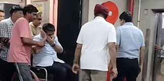 लखनऊ: इनकम टैक्स विभाग का दफ्तर बना अखाड़ा, IRS गौरव गर्ग को कमरे में बंद कर जॉइंट कमिश्नर योगेंद्र मिश्रा ने पीटा, FIR दर्ज