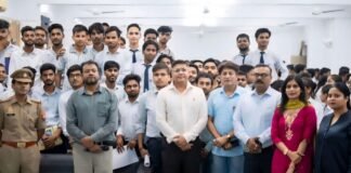 लखनऊ में साइबर सुरक्षा पर जागरूकता सेमिनार का आयोजन, ADG नवीन अरोरा रहे मौजूद , युवाओं को बताया डिजिटल प्लेटफॉर्म का महत्व