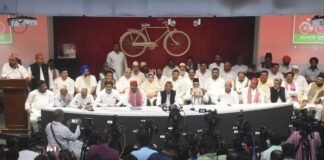 अखिलेश यादव की मीटिंग में इमरान मसूद को लेकर उठे तीखे सवाल,सपा सुप्रीमो ने कह दी ये बड़ी बात