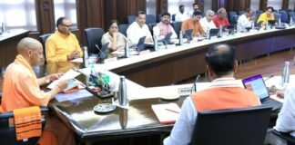 यूपी: कैबिनेट बैठक में 38 में से 37 प्रस्तावों को मंजूरी, महिलाओं को प्रॉपर्टी रजिस्ट्रेशन पर 1% स्टांप ड्यूटी में छूट, पुरानी गाड़ियों पर भी सख्ती