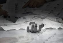 NRC के डर से आत्महत्या! पश्चिम बंगाल में मतदाता सूची अपडेट के बाद दर्ज हुई मौतें