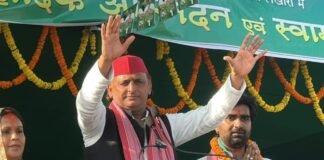 ‘आप बिहार बदलो, हम यूपी बदल देंगे…’, बिहार में अखिलेश यादव का यूपी सरकार पर हमला