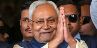 ना चुनाव लड़ा, MLA भी नहीं… फिर कैसे बने नीतीश कुमार CM? संविधान का चौंकाने वाला नियम!