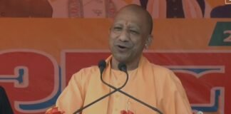 ‘महागठबंधन के तीन बंदर पप्पू, टप्पू, अप्पू…’, दरभंगा में सीएम योगी का हमला