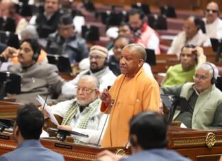 ‘देश में दो नूमने, एक दिल्ली में एक लखनऊ में…’, यूपी विधानसभा में विपक्ष पर भड़के सीएम योगी