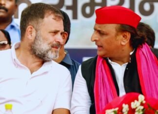 यूपी में टूटा राहुल- अखिलेश का साथ, कांग्रेस ने किया अकेले चुनाव लड़ने का ऐलान