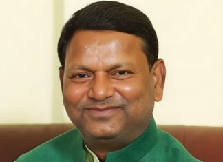 UP BJP President: यूपी भाजपा अध्यक्ष पद की दौड़ में पंकज चौधरी आगे क्यों? जानिए सात बार के सांसद की पूरी कहानी