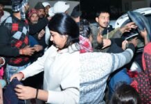 ‘सेवा और संस्कार की मिसाल…’, IACC के अध्यक्ष मुकेश सिंह ने परिवार संग SGPGI में किया कंबल वितरण