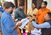 उत्तर प्रदेश की मतदाता सूची से हट सकते हैं तीन करोड़ नाम, इन जिलों में सबसे ज्यादा वोट कटने की आशंका