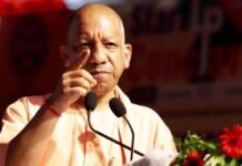 CM योगी ने तैयार किया धर्मांतरण गिरोहों के खात्मे का प्लान, यूपी पुलिस को दिया सख्त निर्देश