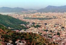 अरावली केस में बड़ा फैसला, सुप्रीम कोर्ट ने अपने ही फैसले पर लगाई रोक, सरकार से मांगा स्पष्टीकरण