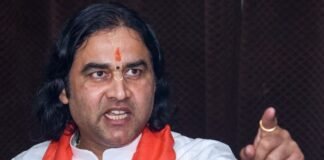 ‘मंदिरों को सरकार से मुक्त कराएंगे…’, मथुरा में देवकीनंदन ठाकुर का बड़ा बयान