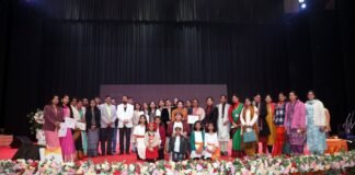 उत्तर प्रदेश दिवस के अवसर पर गोरखपुर कार्यक्रम का भव्य आयोजन किया गया