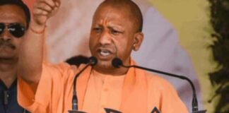 ‘बंट गए तो कटने के रास्ते खुल जाएंगे ,सीतापुर में गरजे CM योगी,