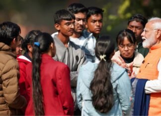 परीक्षा पे चर्चा 2026 में रिकॉर्ड 6.76 करोड़ से ज्यादा बच्चों की भागीदारी! बच्चों ने पीएम को गिफ्ट की चाय