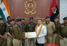 गोरखपुर:डीआईजी राज करन नय्यर की भावुक विदाई