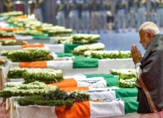 पुलवामा आतंकी हमले को सात साल पूरे,पीएम मोदी समेत कई नेताओं ने जवानों को दी श्रद्धांजलि