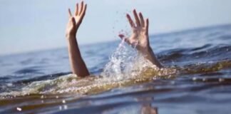 गोरखपुर: खेलते समय 3 साल के मासूम ने नाले में लगाई छलांग, लोगों ने बचाई जान ,6 महीने से अधूरा नाला, स्लैब गायब, हर पल खतरा