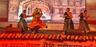 कुशीनगर: भारत-नेपाल मैत्री महोत्सव का भव्य शुभारंभ, 11 दिवसीय यात्रा शुरू, कुलपति पूनम टंडन ने किया उद्घाटन