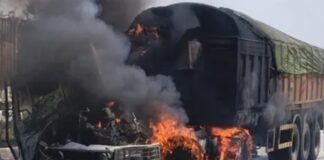 मऊ: वाराणसी-गोरखपुर हाईवे पर भीषण हादसा ,तेज रफ्तार ट्रेलर को टक्कर, शॉर्ट सर्किट से लगी आग, चालक जिंदा जलकर हुआ खाक