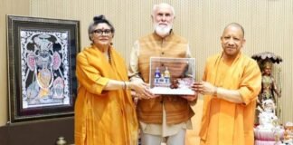 लखनऊ: सीएम योगी आदित्यनाथ से मिले प्रख्यात वैदिक विद्वान डॉ. डेविड फ्रोली – योग, आयुर्वेद और सनातन संस्कृति पर गहन चर्चा