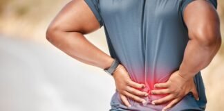 अब सिर्फ मिनटों में गायब होगा पीठ का दर्द! सुबह उठते ही करें ये आसान एक्सरसाइज