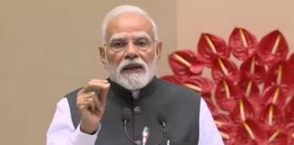 ‘सीएम योगी के नेतृत्व में यूपी बन रहा मैन्युफैक्चरिंग हब…’, बोले पीएम मोदी