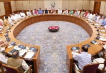 अब ‘केरलम’ के नाम से जाना जाएगा केरल,थरूर ने उठाए सवाल अब केरलवासियों का क्या होगा?