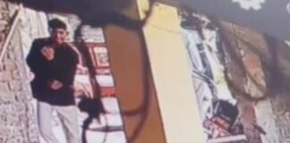 यूपी में सरिया-सीमेंट की दुकान से लाखों की चोरी, सीसीटीवी में कैद हुआ शातिर चोर