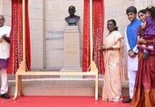 राष्ट्रपति भवन से हटाई गई लुटियंस की प्रतिमा, बनाई सी. उस जगह बनाई गई राजगोपालाचारी की मूर्ति , देश गुलामी की निशानियों को पीछे छोड़ रहा है