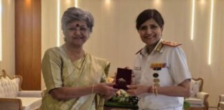 एम्स गोरखपुर की कार्यकारी निदेशक मेजर जनरल विभा दत्ता ने 12 एयर फोर्स अस्पताल का दौरा किया, सर्जन वाइस एडमिरल आरती सरिन से मुलाकात कर संस्थागत सहयोग को मजबूत करने पर चर्चा