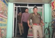 उत्तर प्रदेश: रेस्टोरेंट-होटल के नाम पर चल रही थी अवैध गतिविधि, छापेमारी करने पहुंची टीम तो संचालक और कर्मचारी फरार