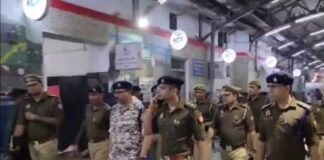 कानपुर: सेंट्रल स्टेशन पर बम ब्लास्ट की धमकी, शाम 7 बजे उड़ाने की सूचना पर हड़कंप; पुलिस, बम दस्ता, डॉग स्क्वॉड ने की पूरी जांच, एक युवक हिरासत में