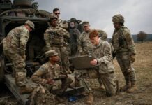 युद्ध में अपनी स्थिति मजबूत कर रहा अमेरिका,ईरान में अपनी सेना उतारने की तैयारी में ट्रंप