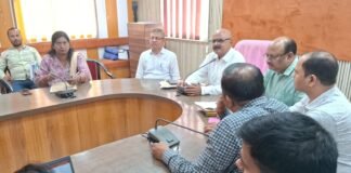 गोरखपुर में सीएमओ की अध्यक्षता में हुई डेटा वेलीडेशन सम्बन्धी मासिक बैठक