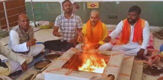 मस्जिद में जबरन धर्म परिवर्तन, मारपीट, प्रताड़ना…12 साल बाद हुई संतोष शुक्ला की घर वापसी, दोबारा अपनाया सनातन धर्म